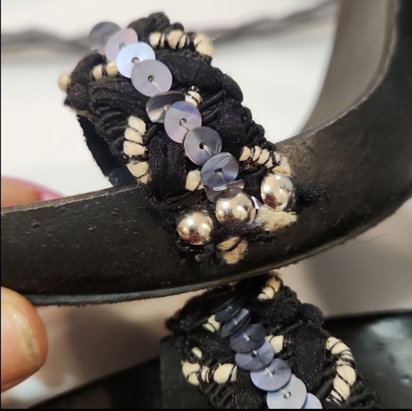 Ankle wrap Sandals, Size 9 (US) - Picture 5 of 11